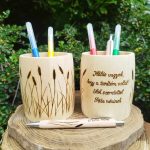 Egyedi fenyőfa tolltartó - ballagásra - tanári ajándék